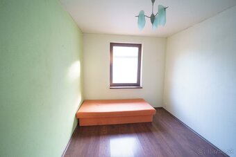 5-izbový rodinný dom pri Podhájskej na predaj - 13