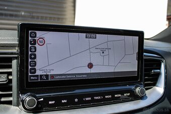 Kia Ceed SW 1.5 T-GDi GT-Line M6 - 13