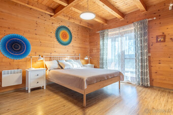 Na predaj dom snov–rodinné sídlo s jazierkom na kúpanie a pa - 13