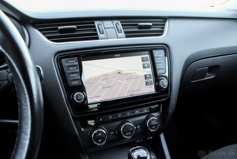 Škoda Octavia Combi 2.0 TDI Ambition DSG - 13