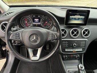 Mercedes A 180d - 13