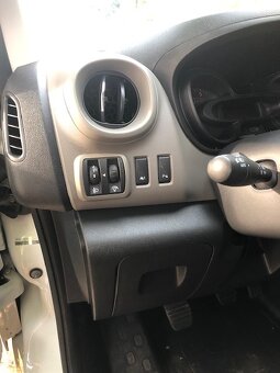 Renault Trafic regál - 13