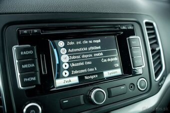 Volkswagen Sharan 2.0 TDI Comfortline 4Motion - 13