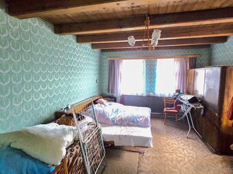 3-izbová chalupa so záhradou a vedľajšou budovou v Hrašnom - 13