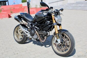 Ducati Monster 1100S - 13