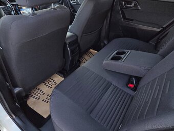 ✅Toyota Auris 1.6 benzín➡️89.000 km➡️r.v.:2016 - 13