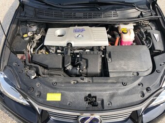 Predam Lexus CT 200h - 13