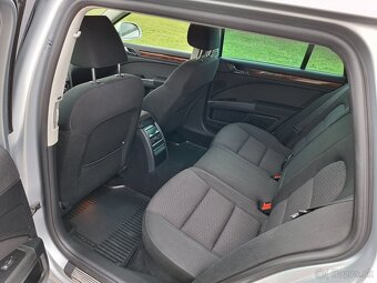 Škoda Superb Combi 2.0 TDI - 13