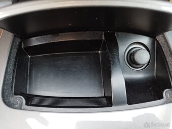 Renault Laguna AC Kombi, šedá metalíza - 13