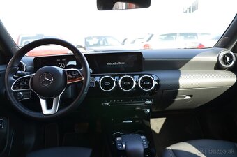 Mercedes-Benz A trieda 250 e /T Style 160KW PheV - 13