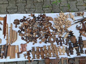 PREDÁM  DREVENÉ PRVKY NA HODINY,NÁBYTOK - 13