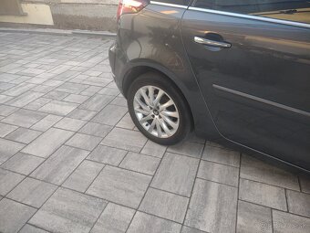 Predám CITROEN C4 PICASSO 110BEST COLLECTION - 13