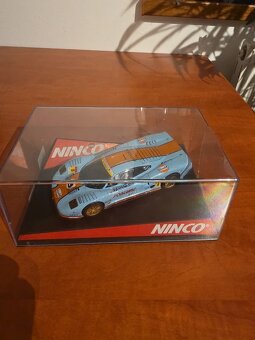 Auto Ninco Ford GT - autíčko na autodráhu - 13
