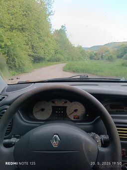 Renault Megane - 13