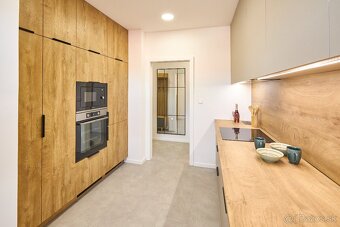 2 izbový, úplne nová rekonštrukcia centrum Žilina 64m2 - 13