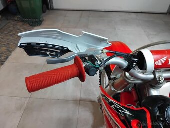 Honda - 13