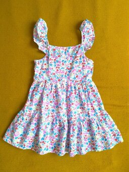 Predám 12x dievč. šaty +1 tričko +9 legín +2x pančušky - 13