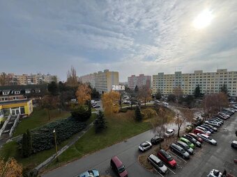 FURČA - KROSNIANSKA - 3 izbový byt pražský typ, 70 m2 + logg - 13