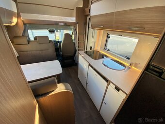 CARADO A 464, 6 míst / 6 spaní - 13