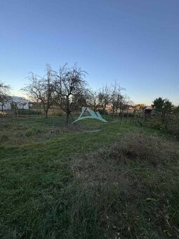 Dvojgeneračný rodinný dom s veľkou garážou a záhradou - 13