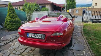 Jaguar XK8  V8 Convertible - 13