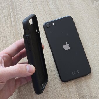 iPhone SE 2020 (64 GB, čierny) - 13