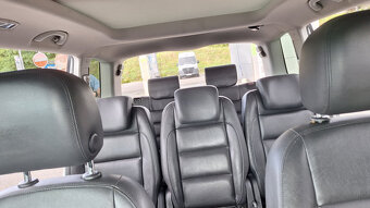 7m VW Touran, 2.0tdi, DSG, KOŽA, KAM, LED, WEBASTO - 13