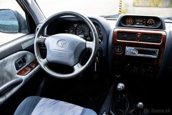 Toyota Land Cruiser 2000 - 13