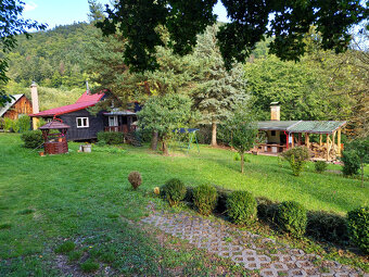 NA PREDAJ REKREAČNÁ CHATA v obci Drienica - 13