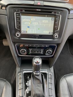 ŠKODA SUPERB 2 COMBI 2.0TDI 4X4 125KW 170PS ELEGANCE - 13