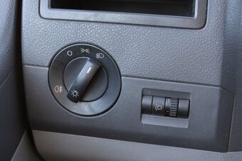 Volkswagen Caravelle T5 - 13