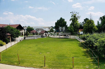 AVENUE I PREDAJ, exkluzívna rodinná usadlosť s jazierkom,Dun - 13