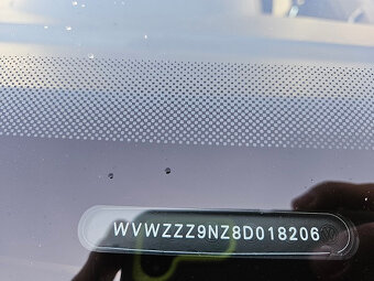 VOLKSWAGEN POLO 1,2 benzin 51kW, strieborna metaliza - 13