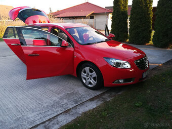 Opel Insignia combi Sports Tourer 2,0 bi-turbo, 4x4, 143 kW - 13