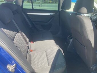 Škoda Octavia Combi 1.6TDI 85kW, NAVI, 86765km, 12/2017 - 13