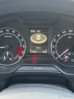 Škoda Octavia Scout 2.0 TDI 110kw - 13