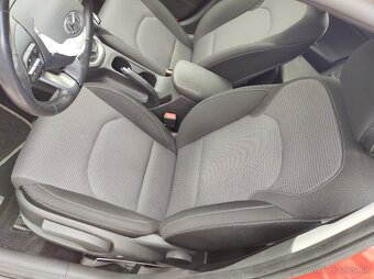 Hyundai I30 III  1.6 CRDi - 13