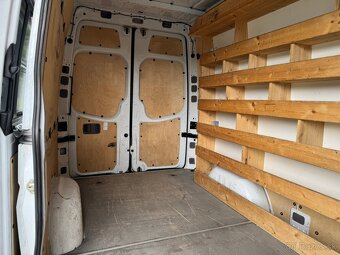 Volkswagen Crafter 35 2,0TDI 100kW L2H2 TOP - 13