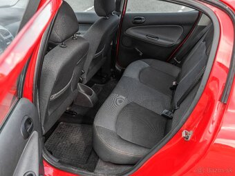 Peugeot 206 1.4i 55kW Hatchback 2008 5.st Manuál - 13
