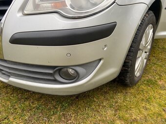 Predám vw Touran Facelift r 2007 1,9Tdi 77kw - 13