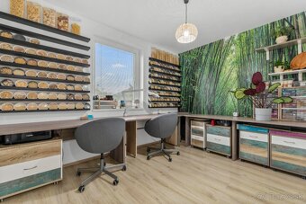 PREDAJ-Moderný 4-izbový bungalov s bazénom - RAJKA - 13