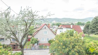 Jedinečný 2 izbový byt s balkónom Ul. Rudnaya Prievidza 61 m - 13