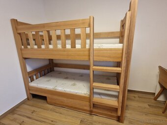 Masívna poschodová postel - 13