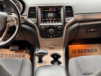 Jeep Grand Cherokee 3.0L V6 TD 140kw A/T 2015 - 13