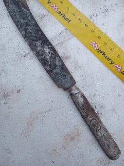 Starý príbor nebožce - 13