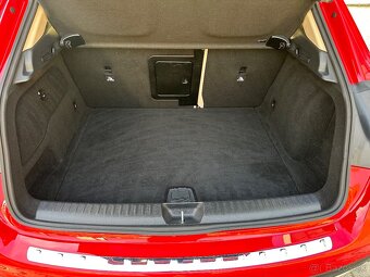 Mercedes Gla 180 benzín 96293km - 13