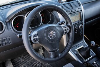 Suzuki Grand Vitara 1.9 DDiS, 95kW, M5 - 13