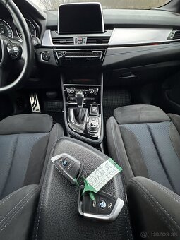 BMW rad 2 Active Tourer 218d Sport Line A/T - 13