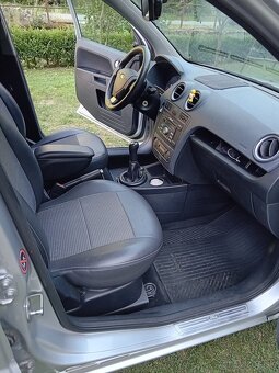 Ford Fusion 1.4 - 13