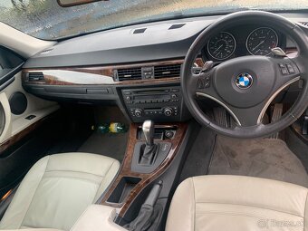 Biely interiér BMW e92 - 13